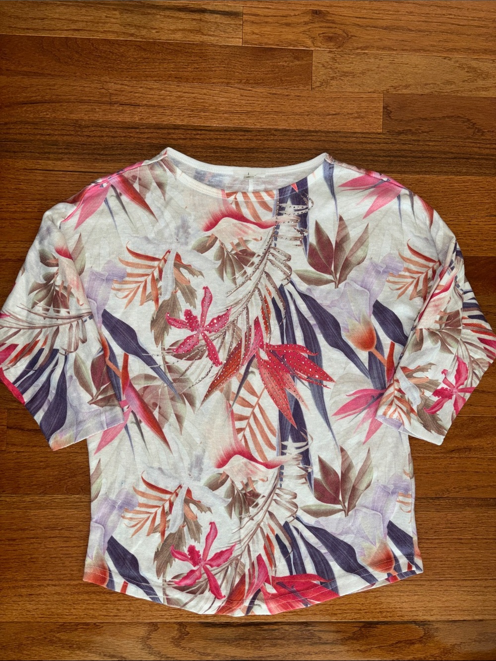 Milano Multicolor Tropical Print Rhinestone Quarter Sleeve Blouse Women’s Small